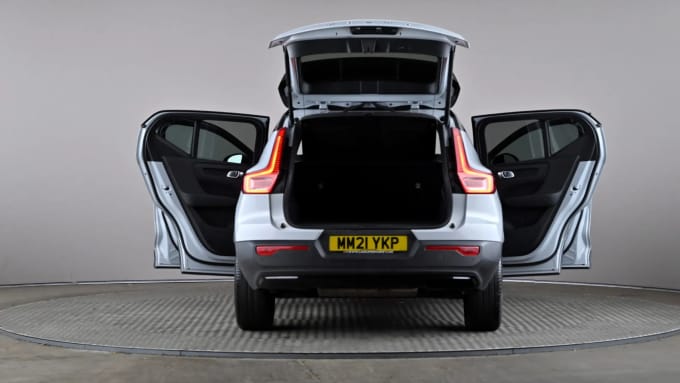 2021 Volvo Xc40