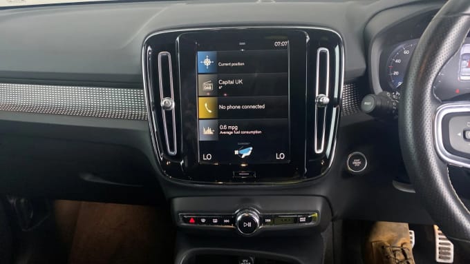 2021 Volvo Xc40