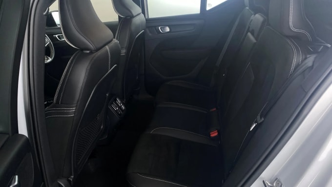 2021 Volvo Xc40