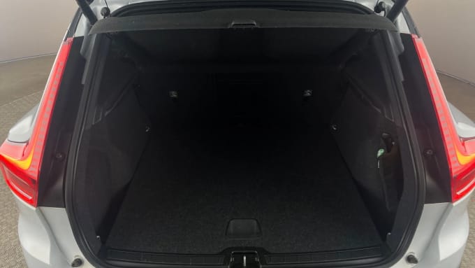 2021 Volvo Xc40