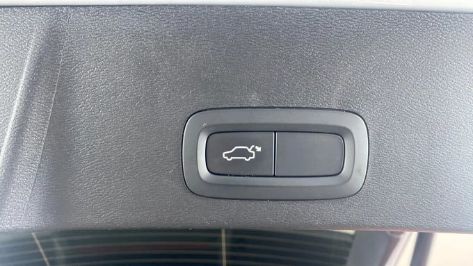 2021 Volvo Xc40