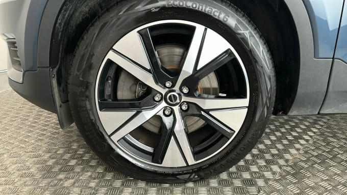 2022 Volvo Xc40