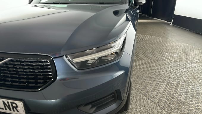 2022 Volvo Xc40