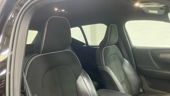 2021 Volvo Xc40