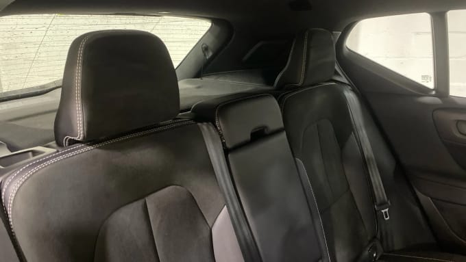 2021 Volvo Xc40