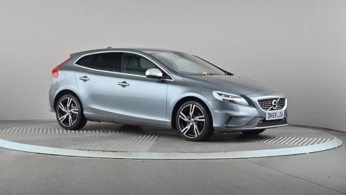 2019 Volvo V40