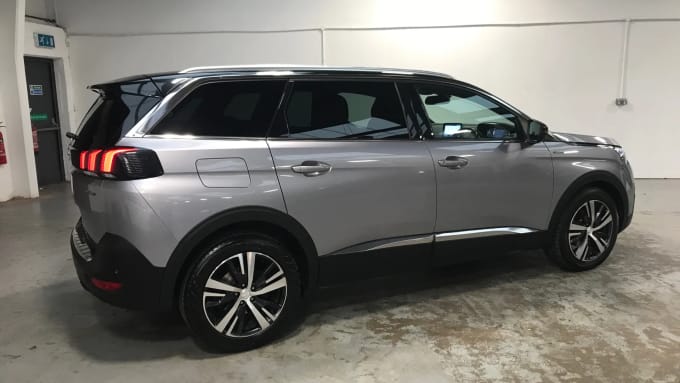 2018 Peugeot 5008