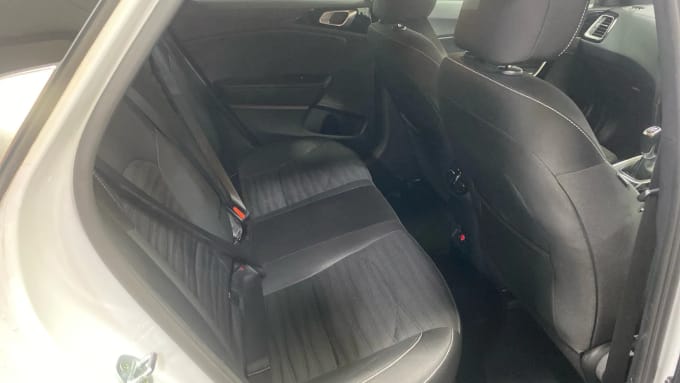 2022 Kia Pro Ceed