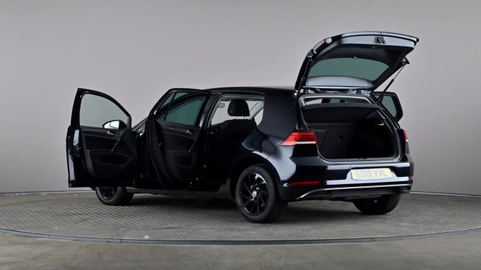 2019 Volkswagen Golf