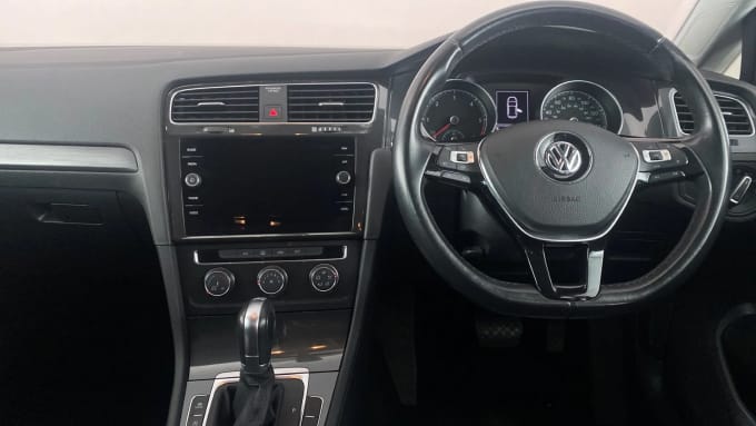 2019 Volkswagen Golf