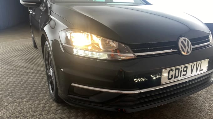 2019 Volkswagen Golf