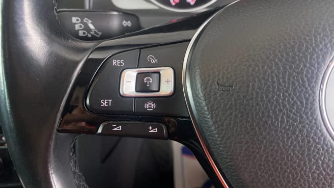 2019 Volkswagen Golf