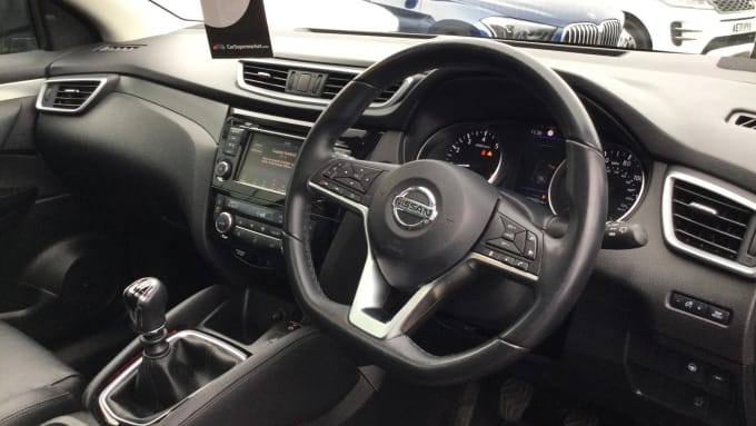 2020 Nissan Qashqai