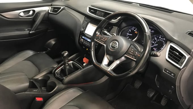 2017 Nissan Qashqai