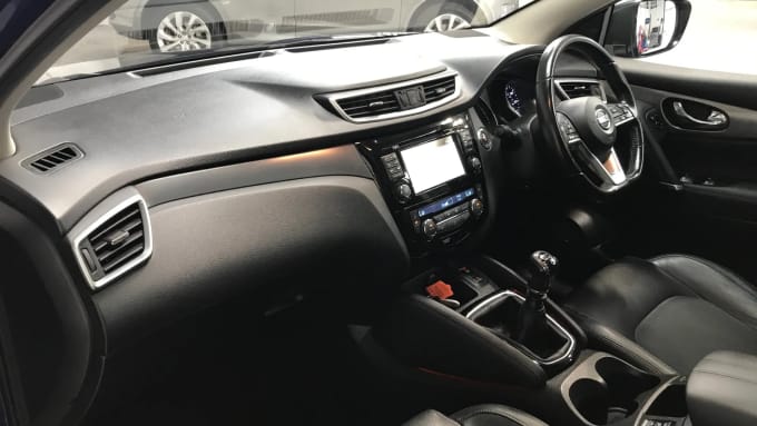 2017 Nissan Qashqai