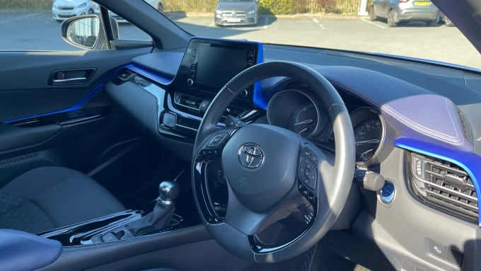 2021 Toyota C-hr