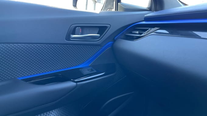 2021 Toyota C-hr