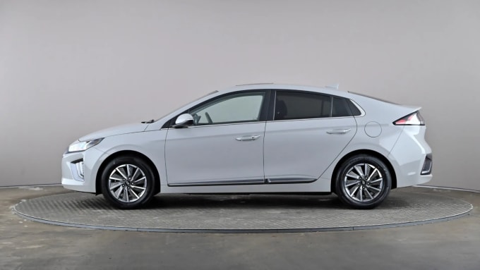 2022 Hyundai Ioniq
