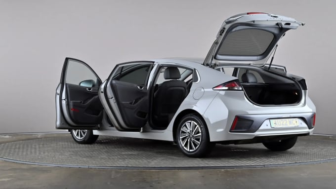 2022 Hyundai Ioniq