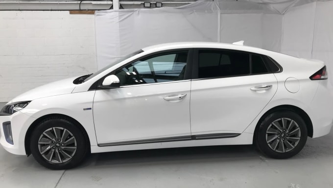 2021 Hyundai Ioniq