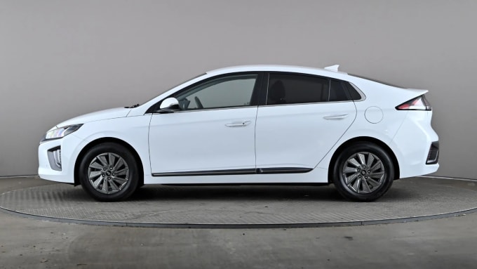 2022 Hyundai Ioniq