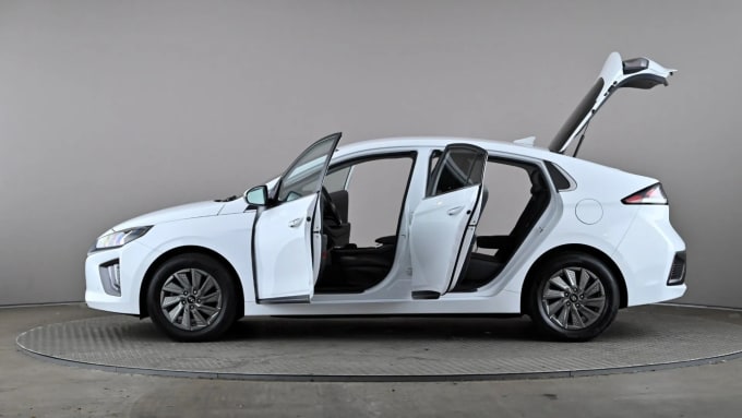 2022 Hyundai Ioniq