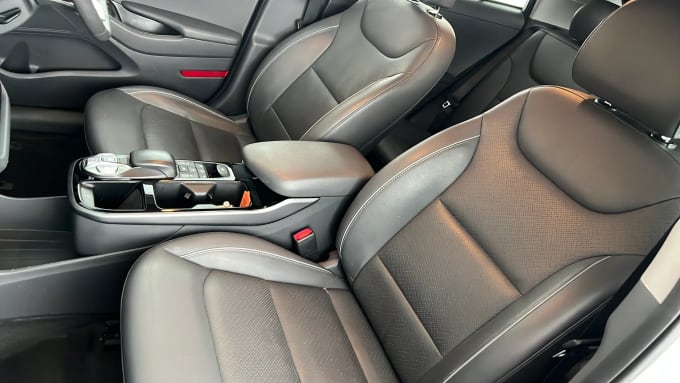 2022 Hyundai Ioniq