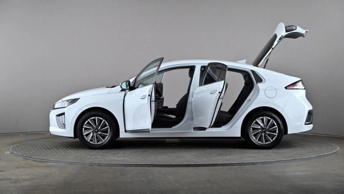 2022 Hyundai Ioniq