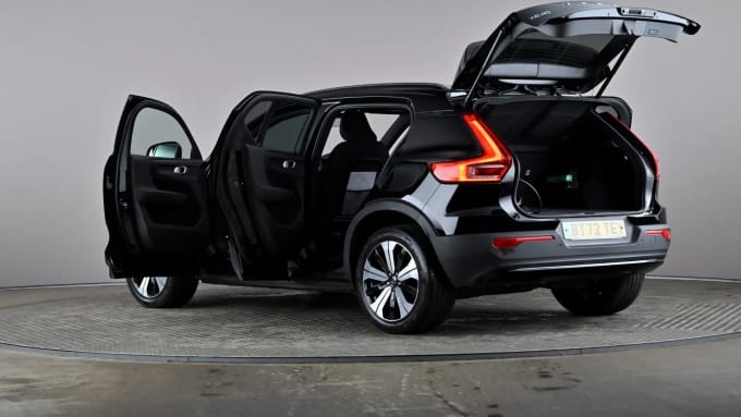 2022 Volvo Xc40