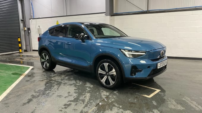 2022 Volvo C40