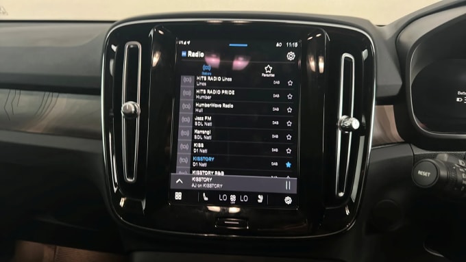 2023 Volvo C40