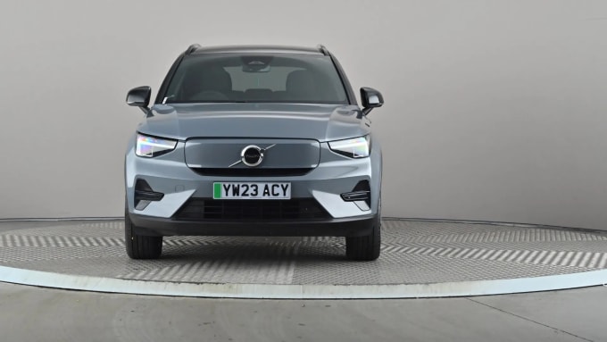 2023 Volvo Xc40