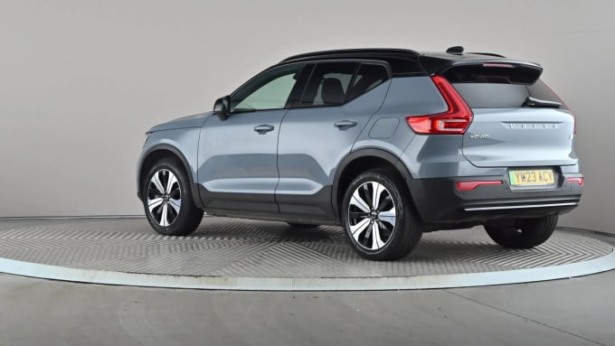 2023 Volvo Xc40