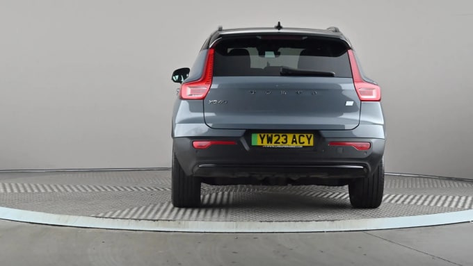 2023 Volvo Xc40