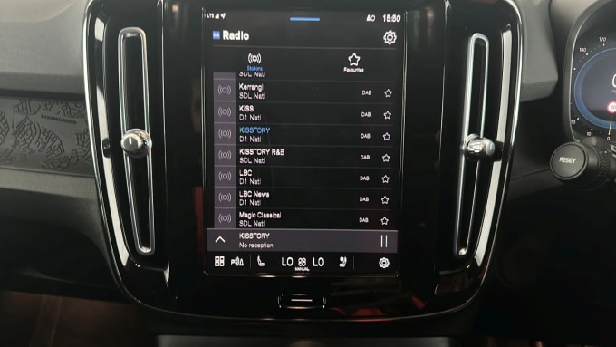 2023 Volvo Xc40