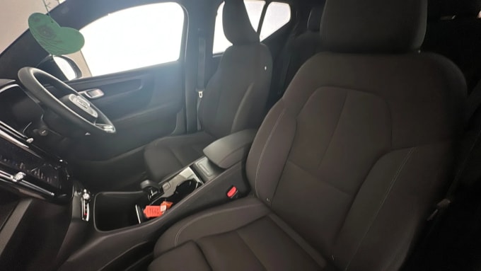 2023 Volvo Xc40