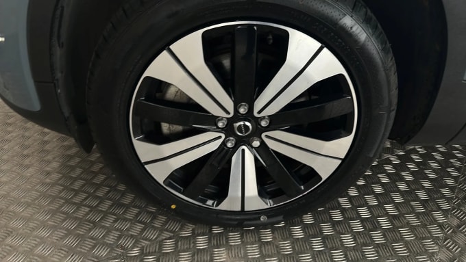 2023 Volvo Xc40