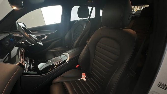 2021 Mercedes-benz Eqc