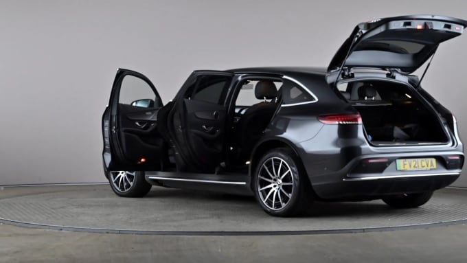 2021 Mercedes-benz Eqc