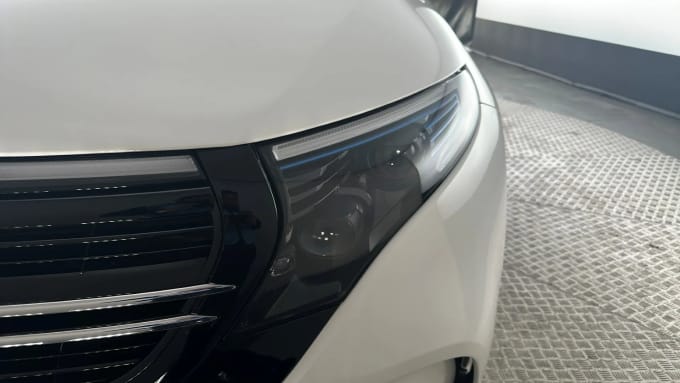 2022 Mercedes-benz Eqc