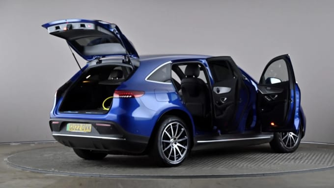 2022 Mercedes-benz Eqc