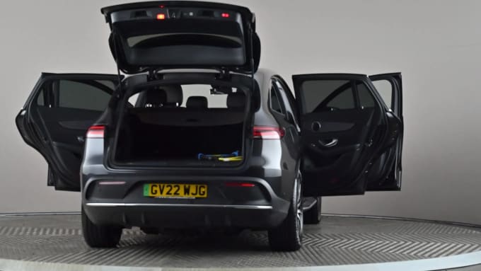 2022 Mercedes-benz Eqc