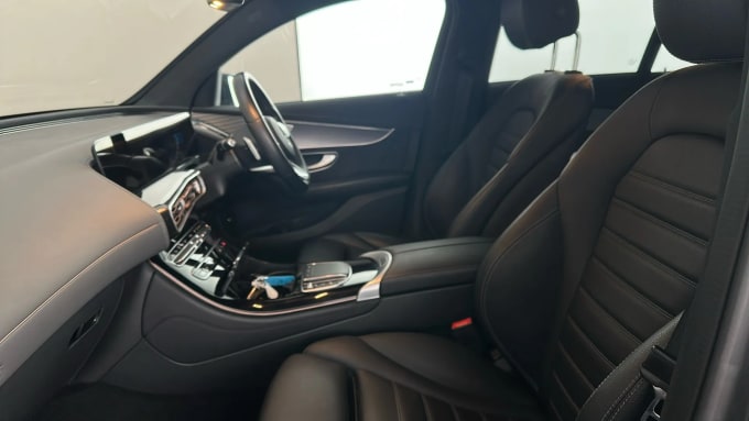 2022 Mercedes-benz Eqc
