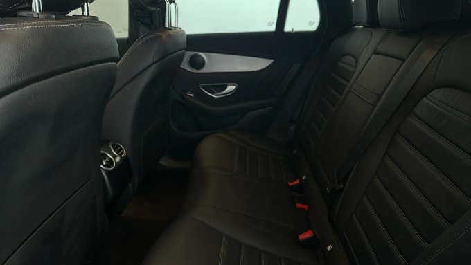 2022 Mercedes-benz Eqc