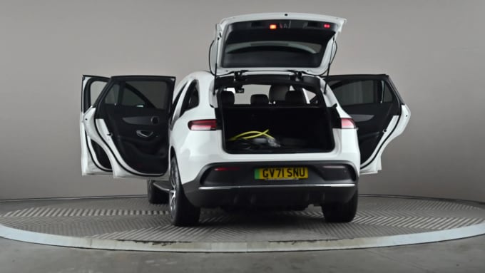 2022 Mercedes-benz Eqc