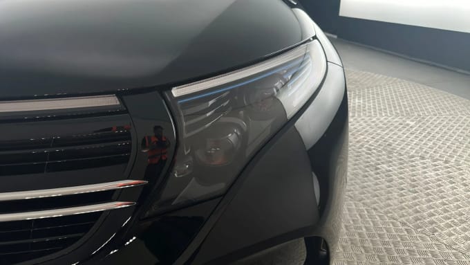 2022 Mercedes-benz Eqc
