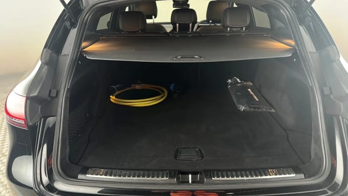 2022 Mercedes-benz Eqc