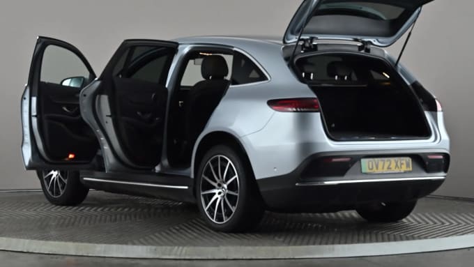 2022 Mercedes-benz Eqc