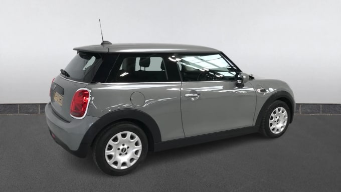 2021 Mini Hatch