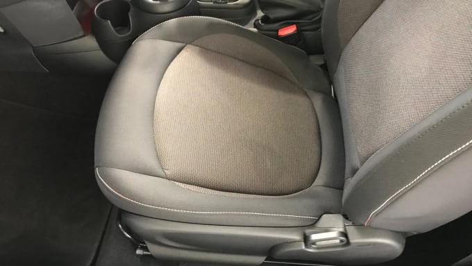 2021 Mini Hatch